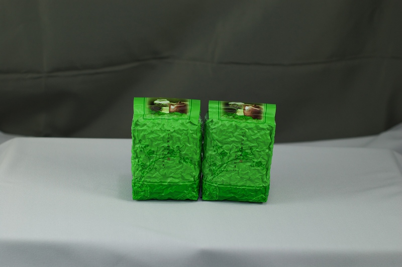 梨山高山茶.梨山青茶.梨山生茶四兩真空袋B