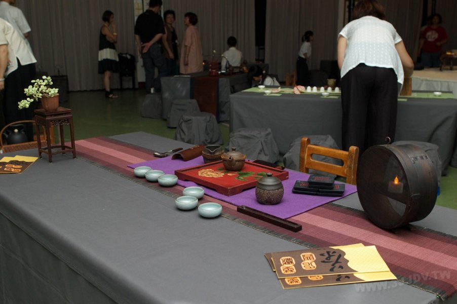 2011百年茶戲人間